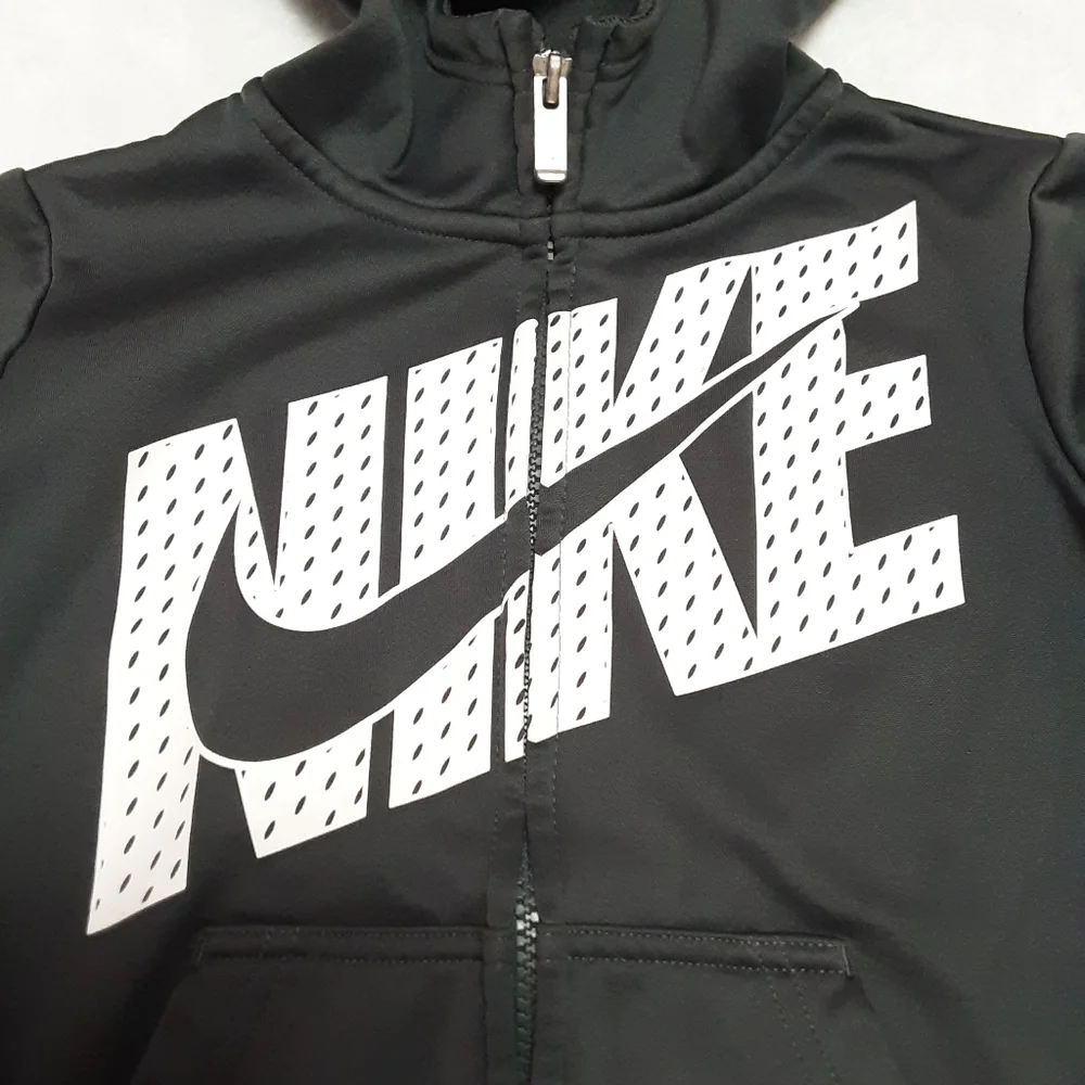 Nike Jacket With Hood Kids Small